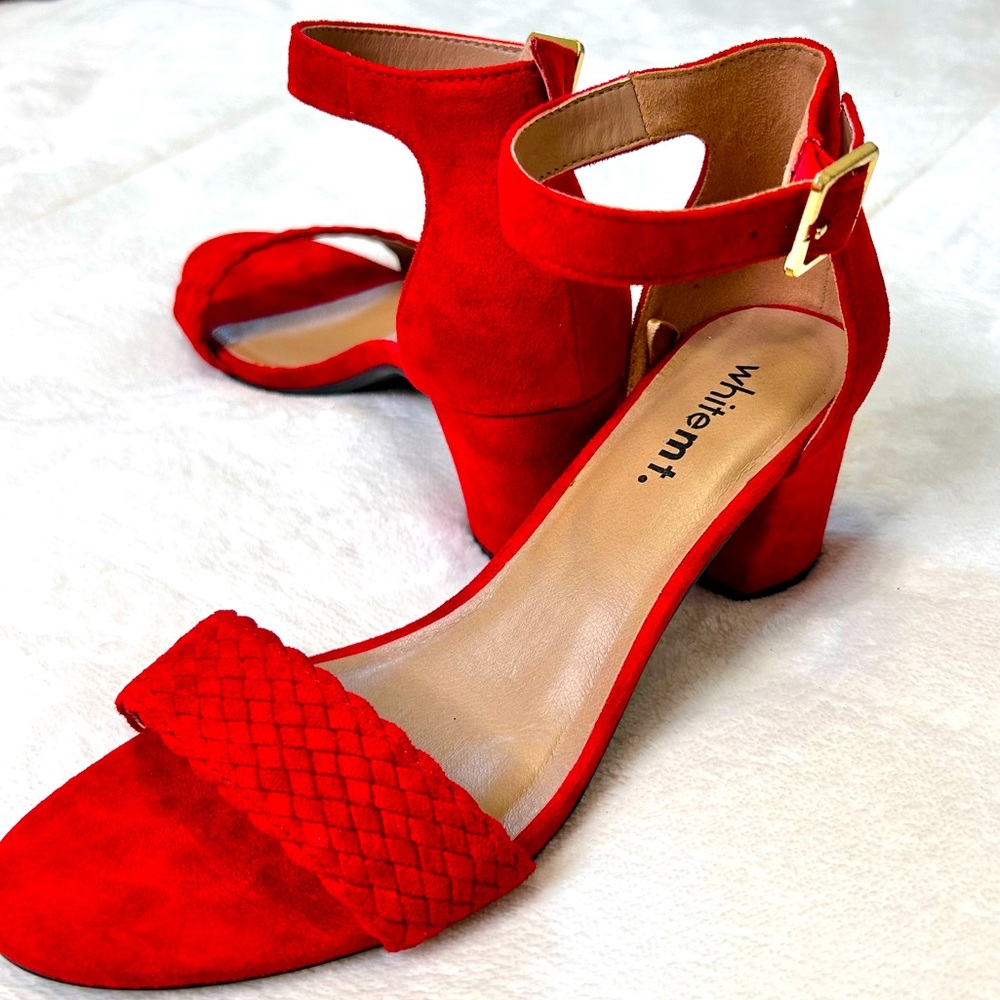 Woven top strap red low heel ♥️